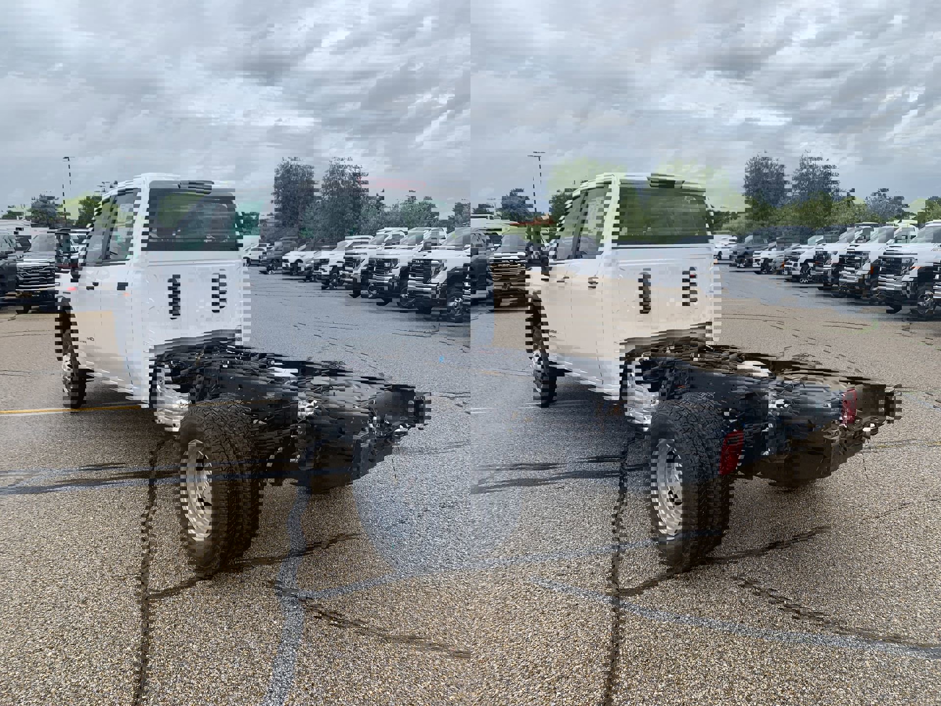 New 2024 GMC Sierra 3500 Pro w/ Fleet Convenience Package image 22