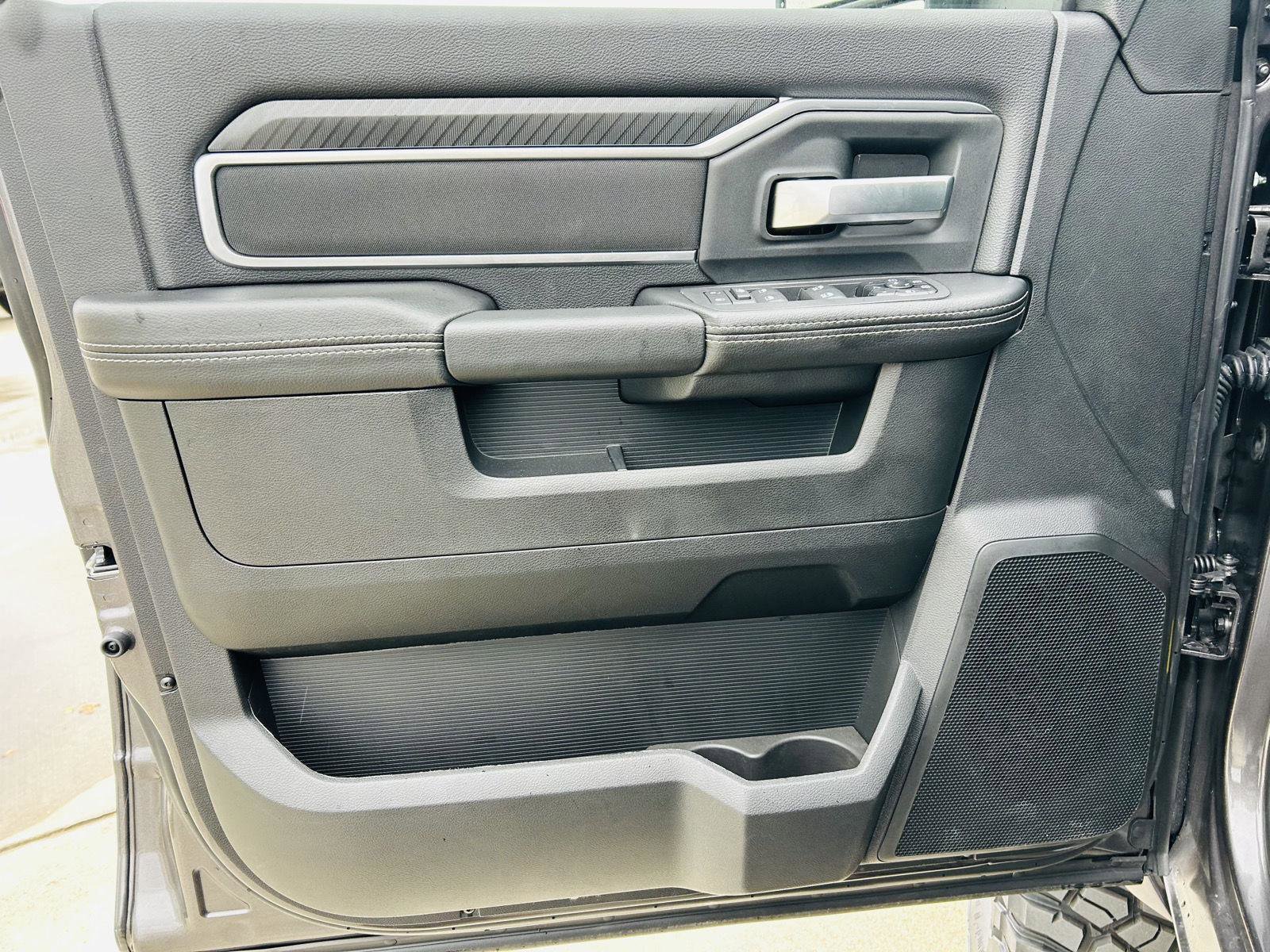 New 2025 RAM 2500 Big Horn image 12