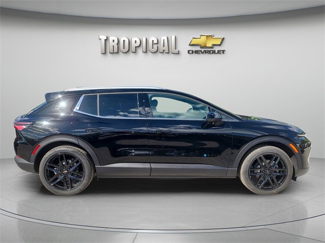 New 2026 Chevrolet Equinox EV LT image 6