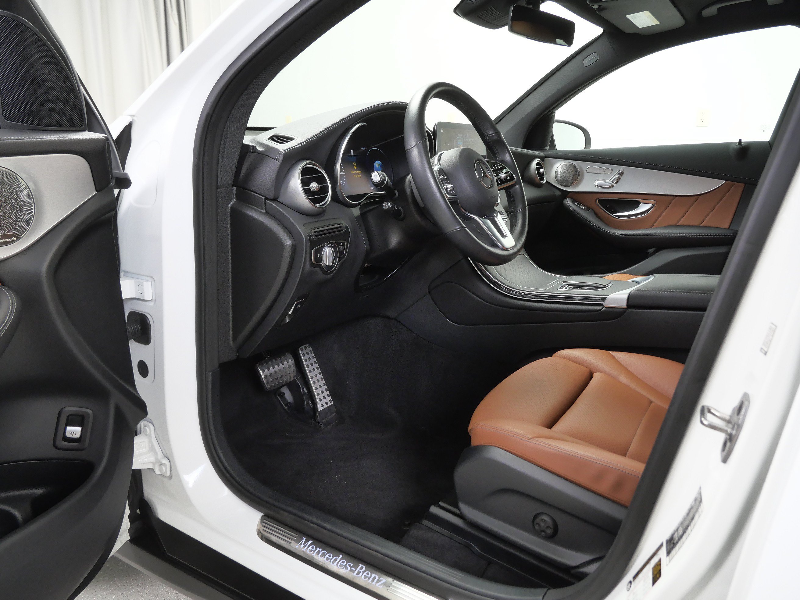 Certified 2023 Mercedes-Benz GLC 300 4MATIC Coupe image 14