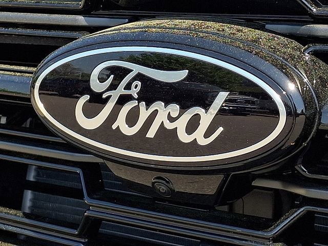 New 2026 Ford Expedition Max Platinum image 11