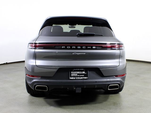 Certified 2025 Porsche Cayenne AWD/4WD image 10