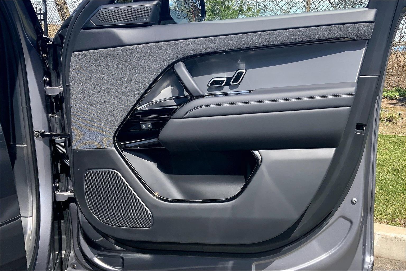 Used 2024 Land Rover Range Rover Sport Dynamic SE image 22