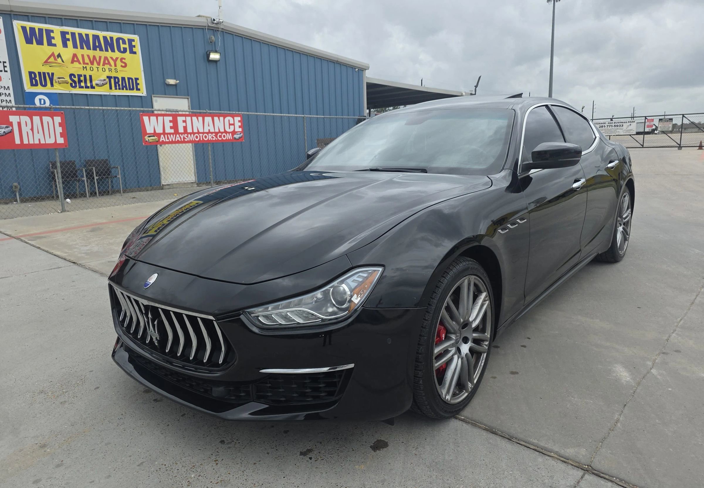 Used 2018 Maserati Ghibli S GranLusso AWD/4WD image 3