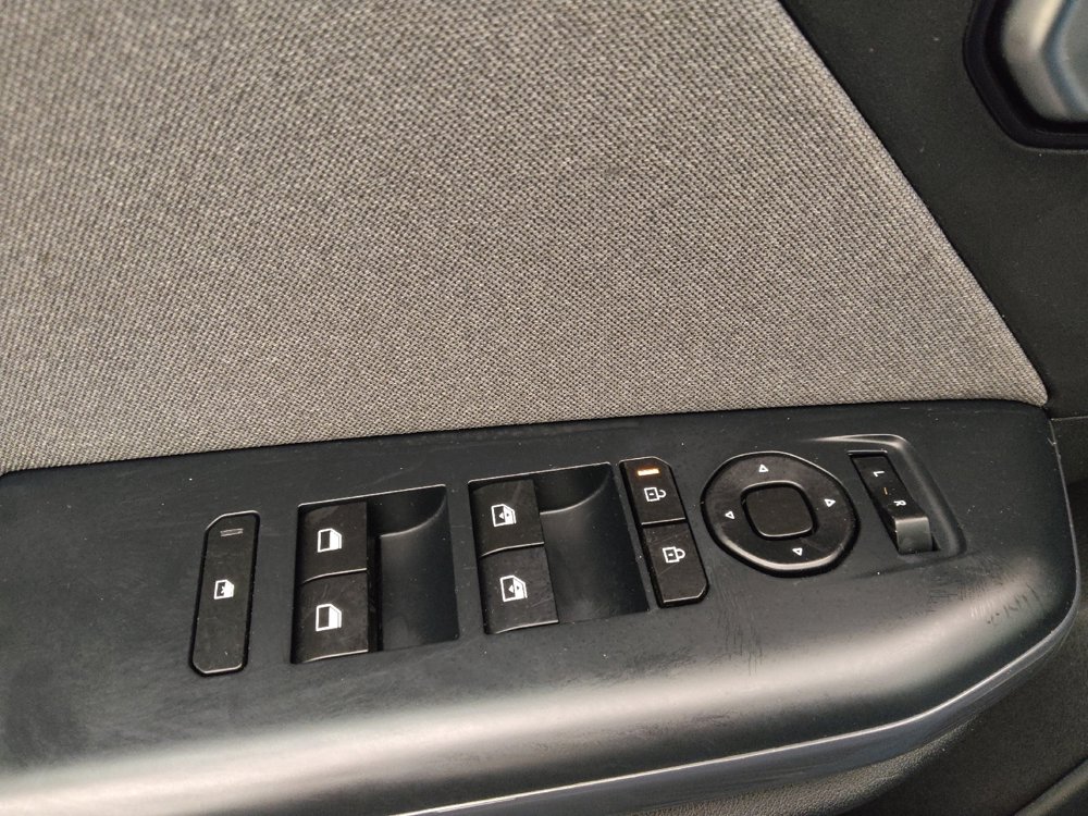 Used 2025 Kia K4 EX FWD image 27
