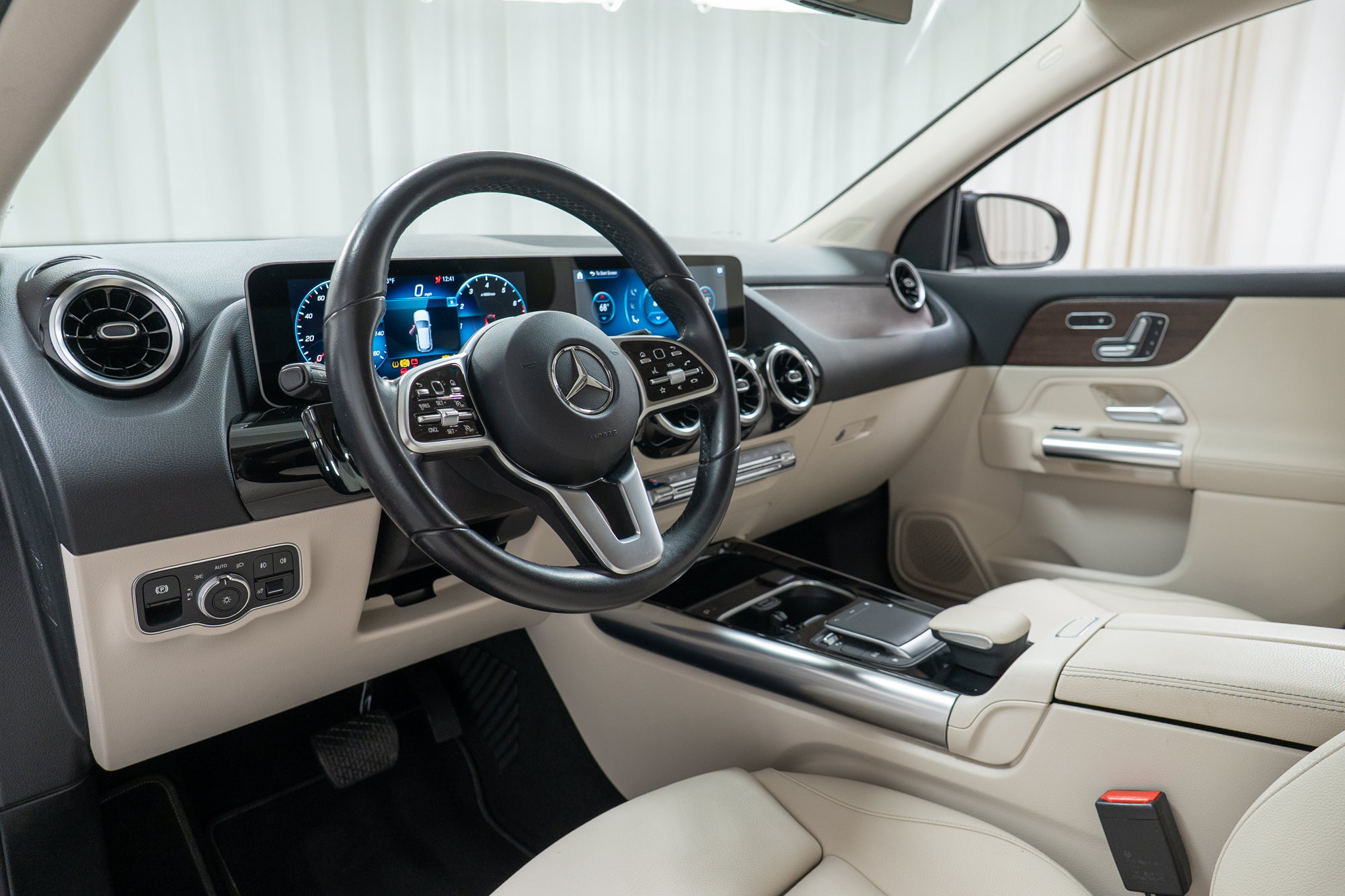 Used 2021 Mercedes-Benz GLA 250 4MATIC image 12