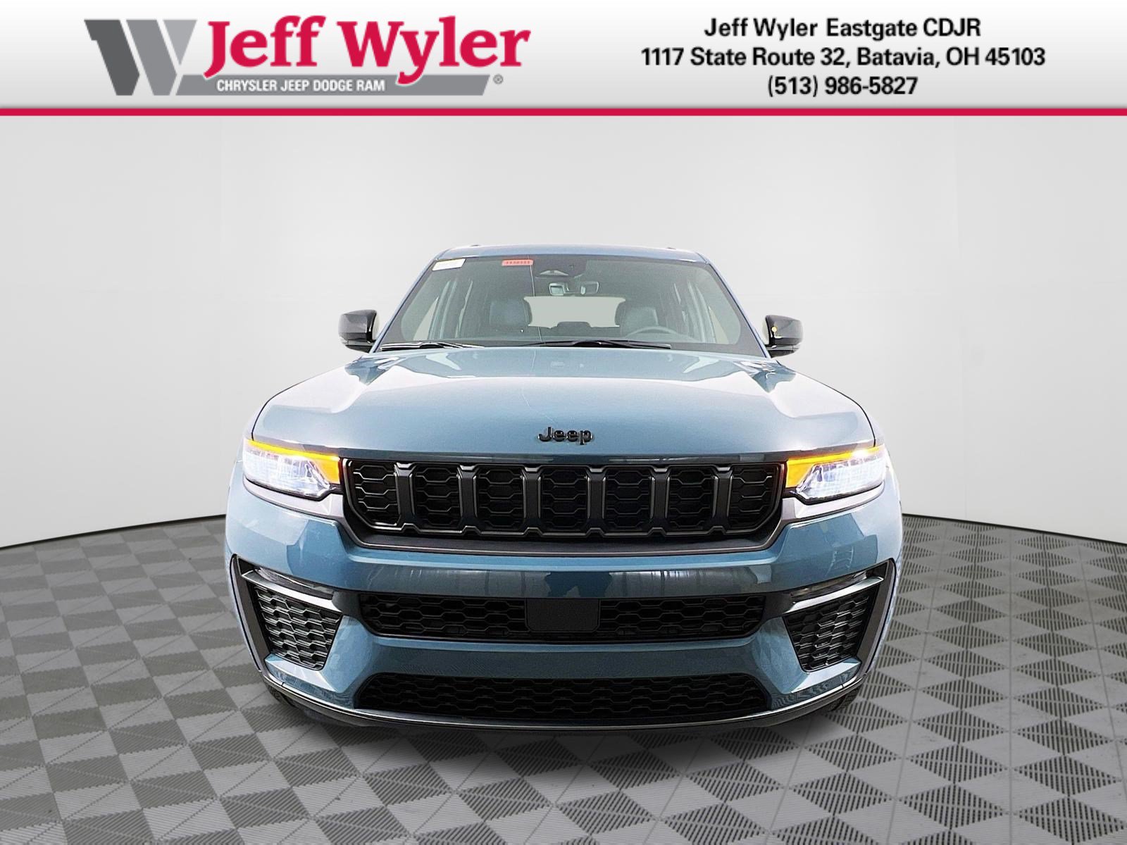 New 2026 Jeep Grand Cherokee Limited w/ Limited Altitude Package AWD/4WD image 26