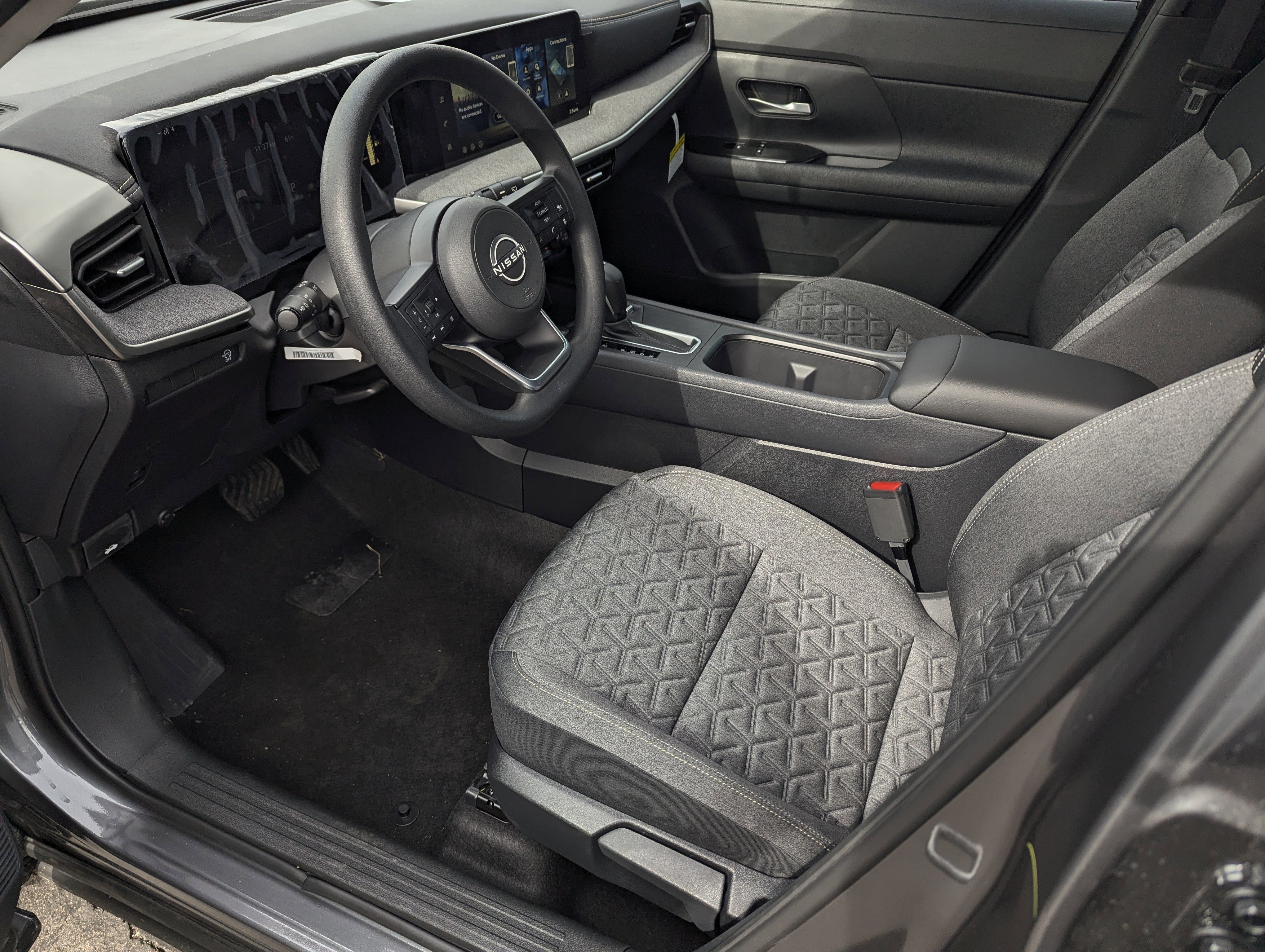 New 2026 Nissan Kicks SV image 9