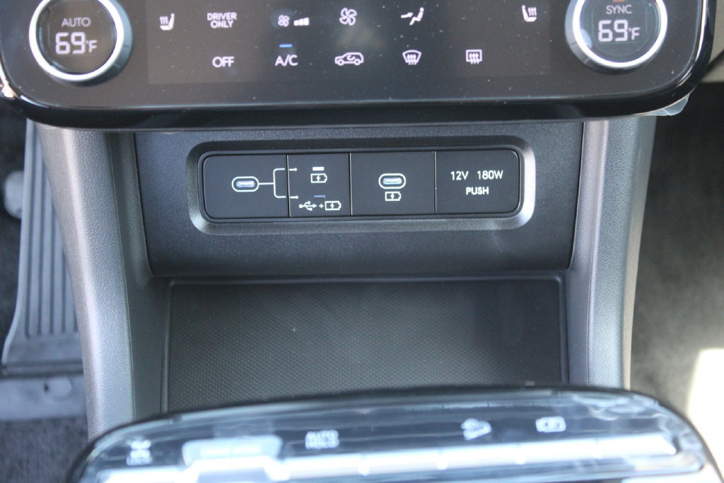 New 2026 Hyundai Tucson SEL w/ Tow & Go Package AWD/4WD image 22