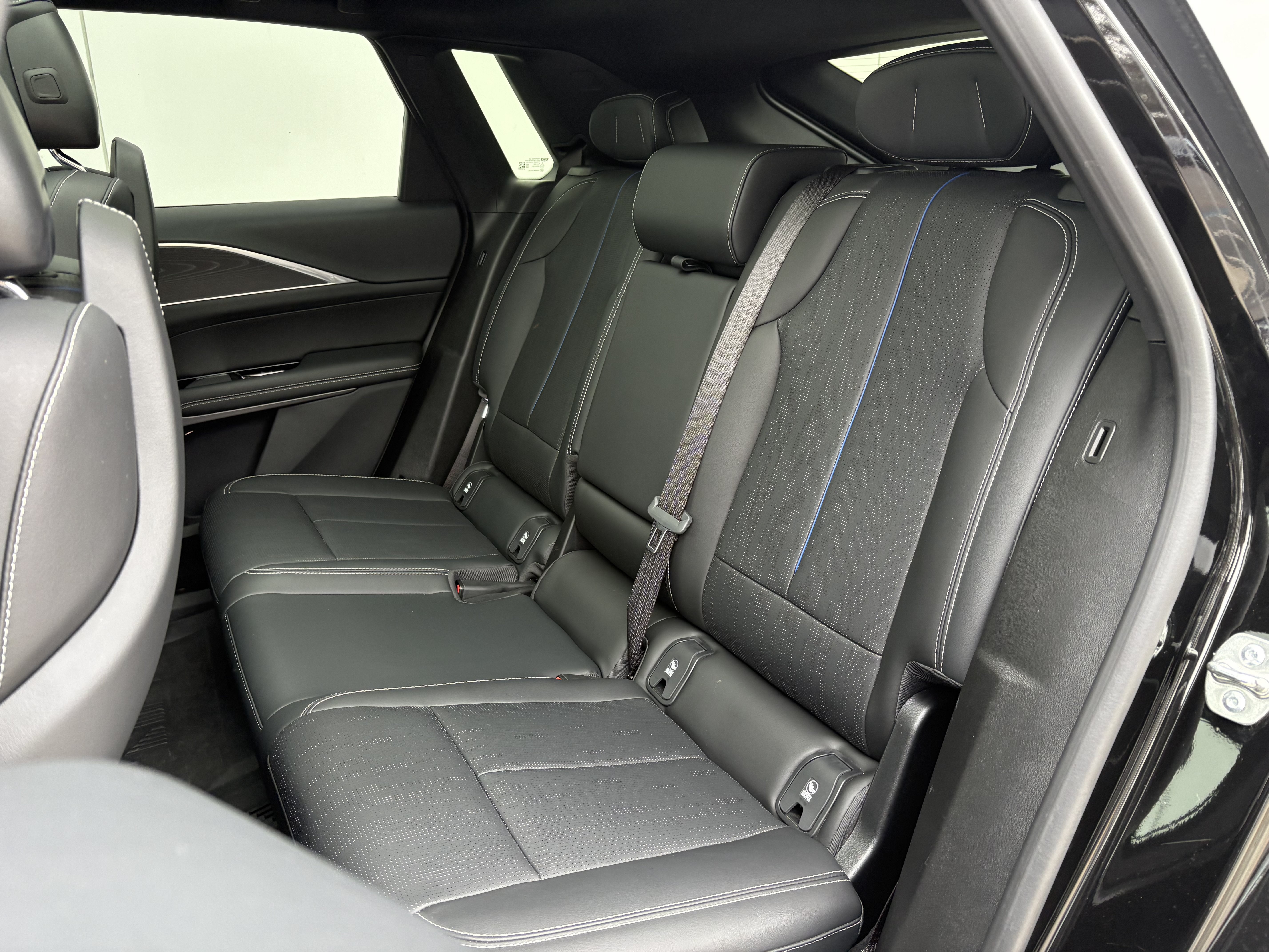 Certified 2024 Cadillac Lyriq Sport w/ LPO, Floor Liner Package AWD/4WD image 12