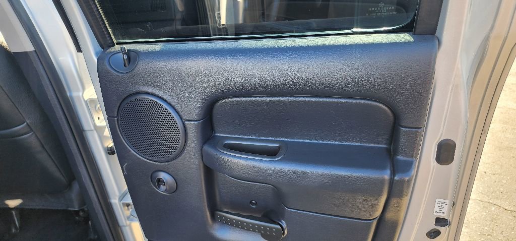 Used 2003 Dodge Ram 2500 Truck SLT image 8