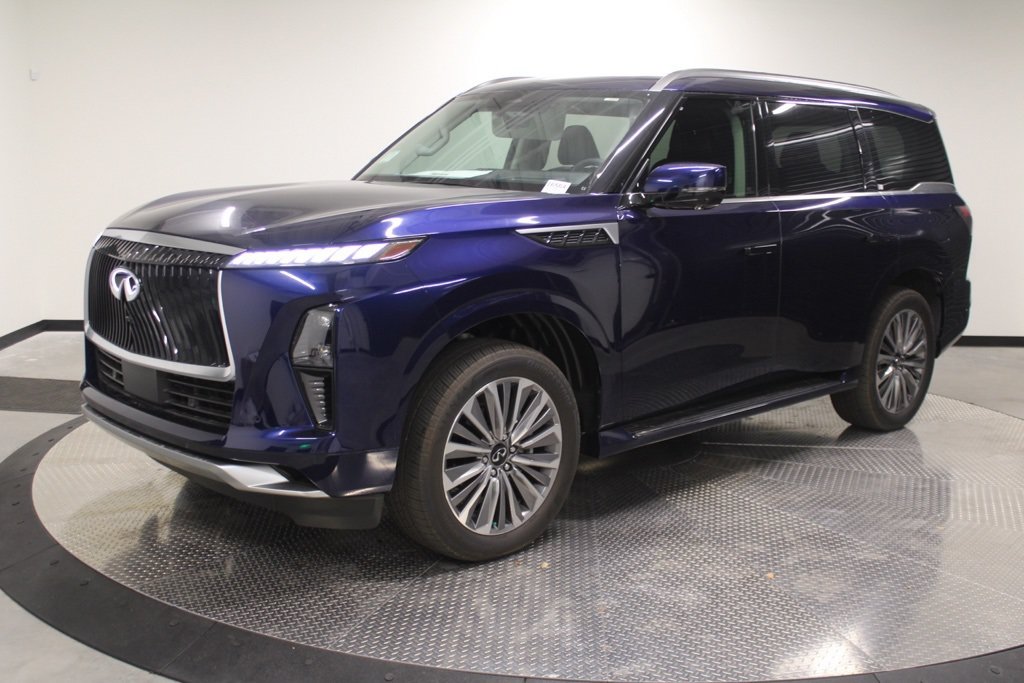 New 2025 INFINITI QX80 Luxe