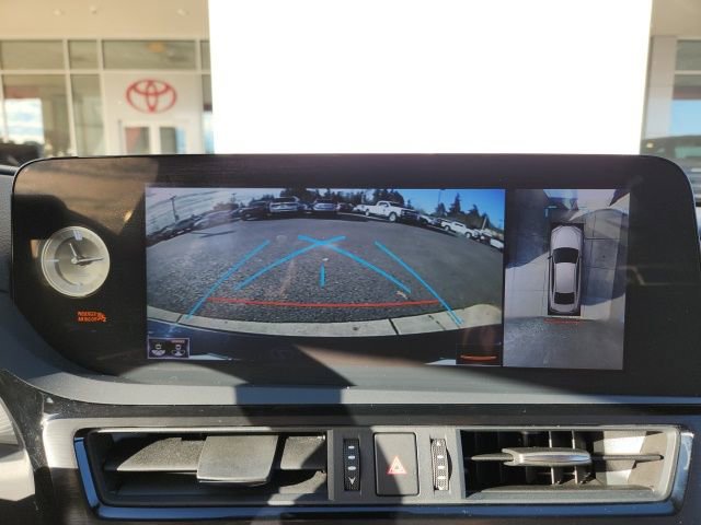 Used 2022 Lexus ES 300h w/ Luxury Package image 11