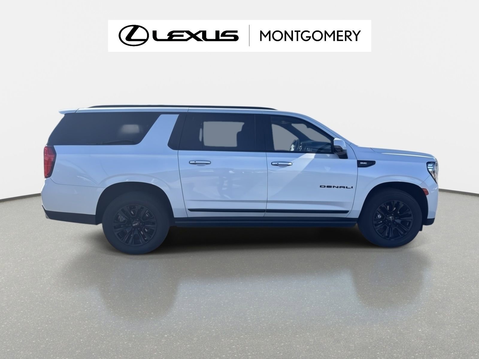 Used 2022 GMC Yukon XL Denali image 7