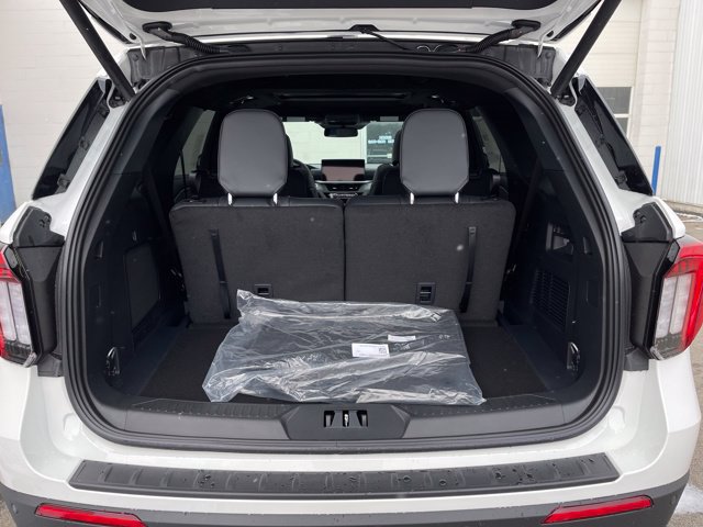 New 2026 Ford Explorer ST-Line w/ ST-Line Street Pack AWD/4WD image 24