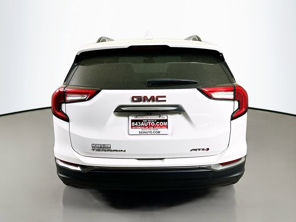 Used 2022 GMC Terrain AT4 image 6