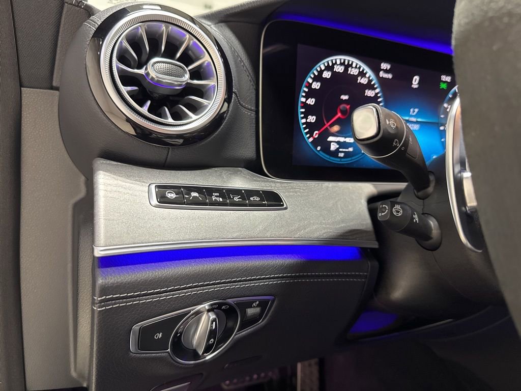 Used 2019 Mercedes-Benz AMG GT 63 w/ Driver Assistance Package image 19