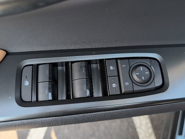 New 2026 Lexus UX 300h AWD image 13