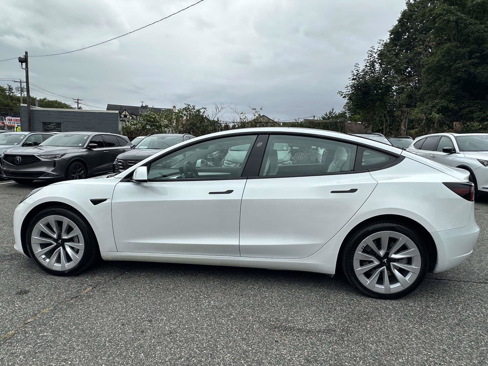 Used 2023 Tesla Model 3 Standard Range RWD image 12