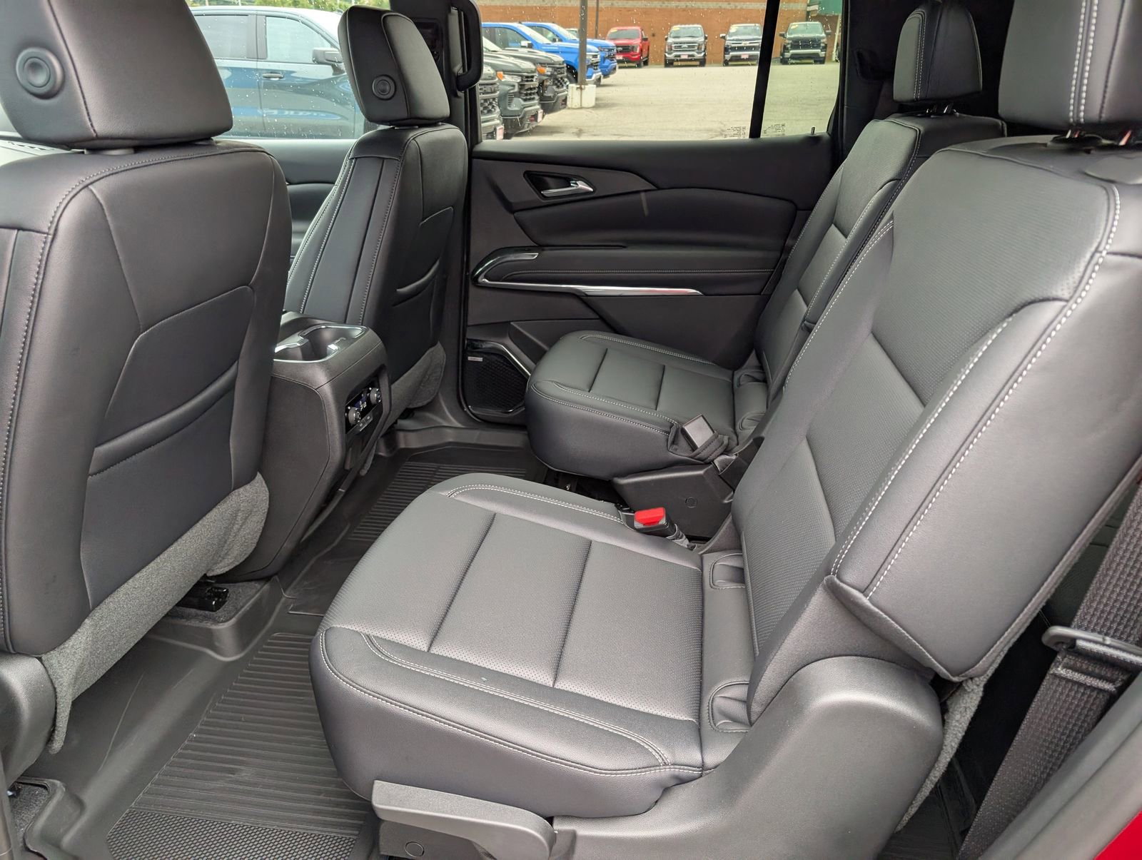 New 2026 Chevrolet Traverse LT w/ Enhanced Driving Package image 14