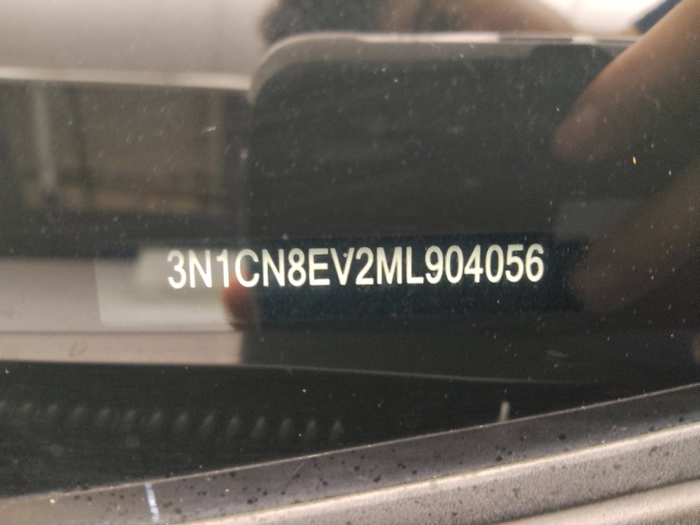 Used 2021 Nissan Versa SV FWD image 33