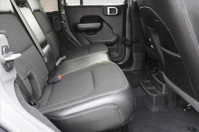 Used 2020 Jeep Wrangler Unlimited Sport image 25