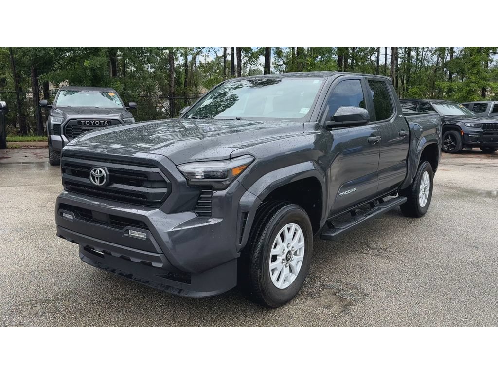 Used 2025 Toyota Tacoma SR5 RWD image 4