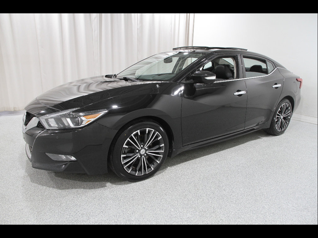 Used 2017 Nissan Maxima Platinum FWD image 3