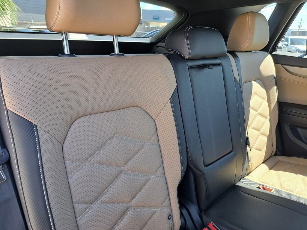 Used 2026 Volkswagen Atlas Cross Sport SE image 22