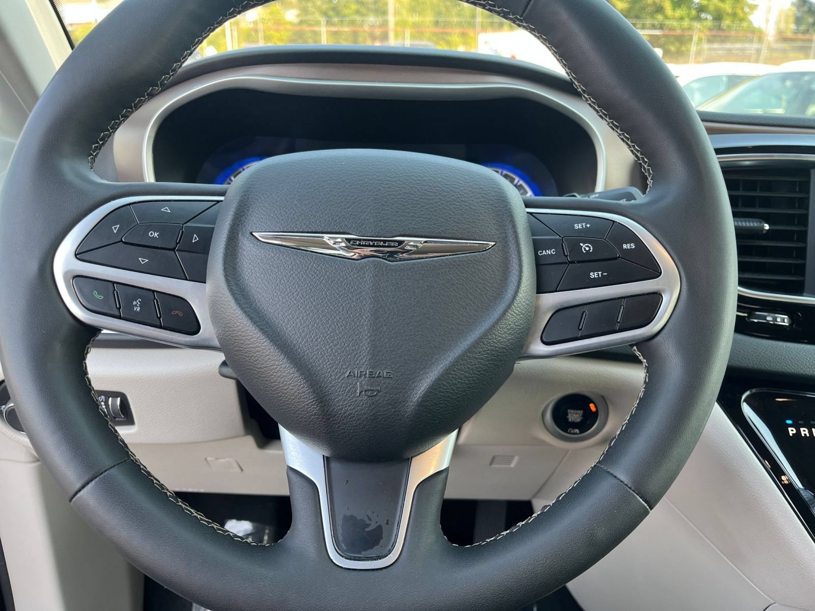 Used 2024 Chrysler Voyager LX FWD image 29