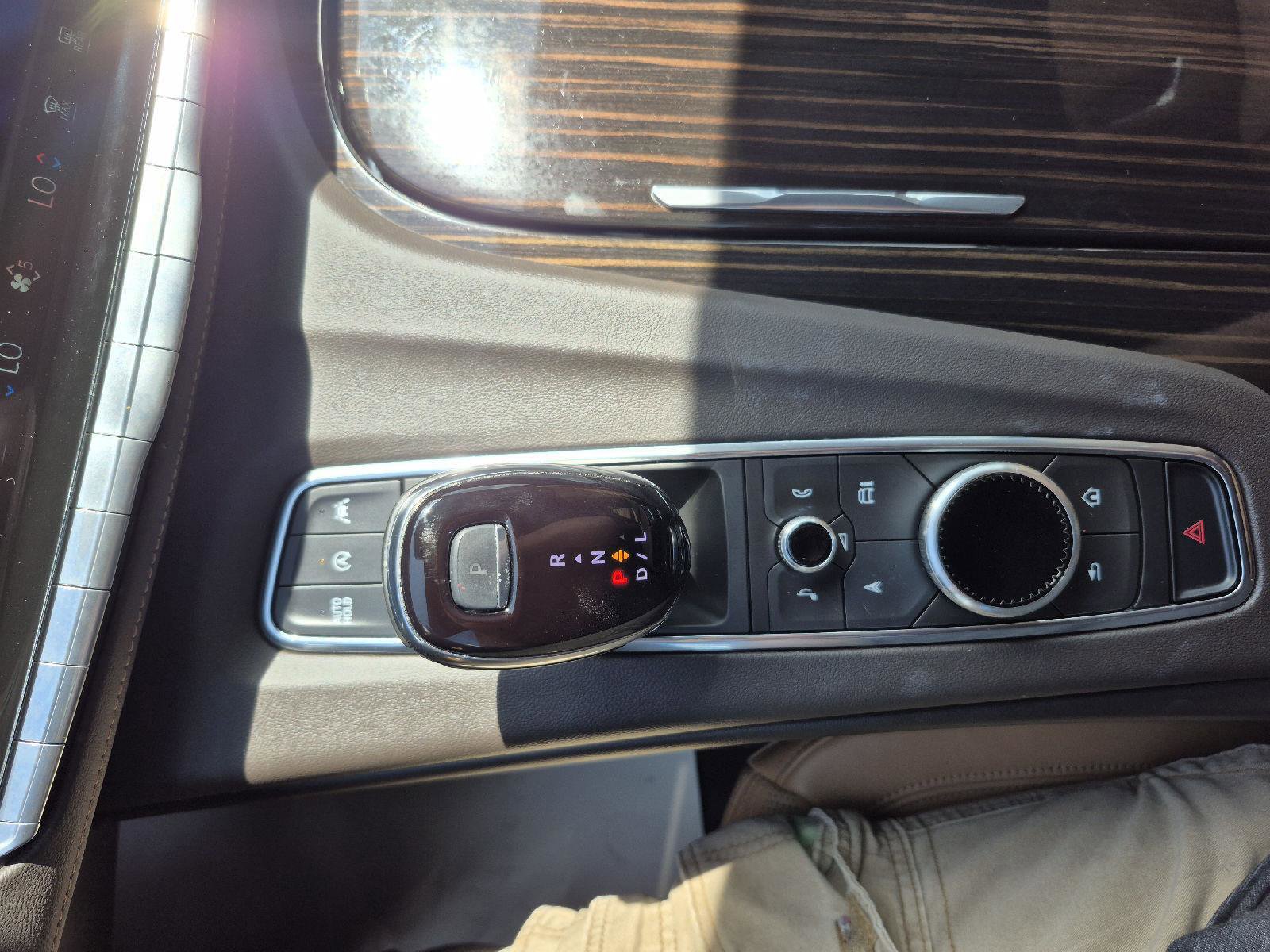 Used 2024 Cadillac Escalade ESV Sport w/ Touring Package image 11