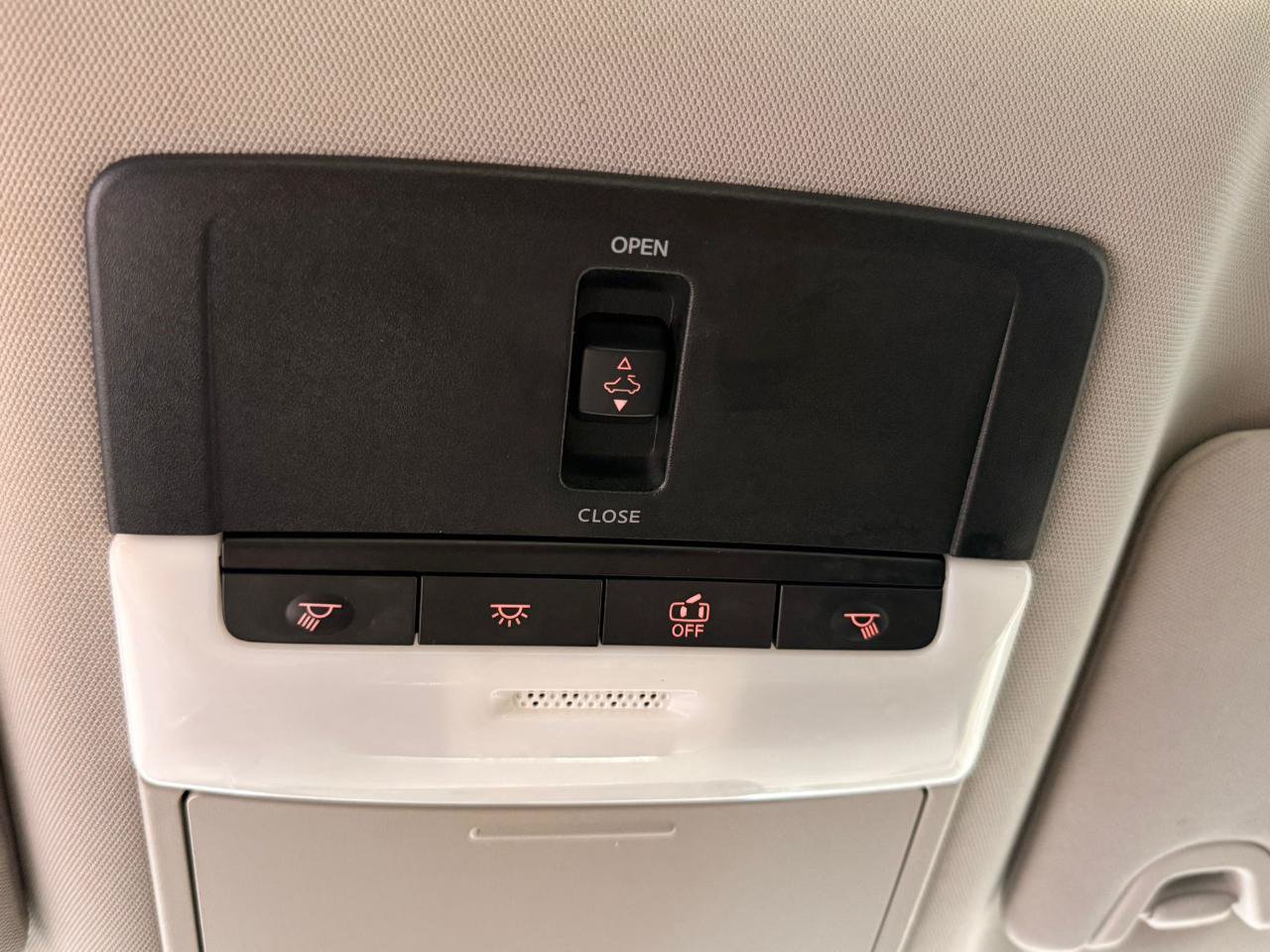 Used 2022 Nissan Altima 2.5 SR w/ Midnight Edition Package FWD image 34