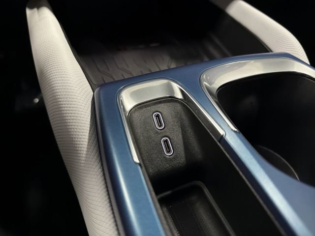 New 2026 Chevrolet Equinox EV LT image 29