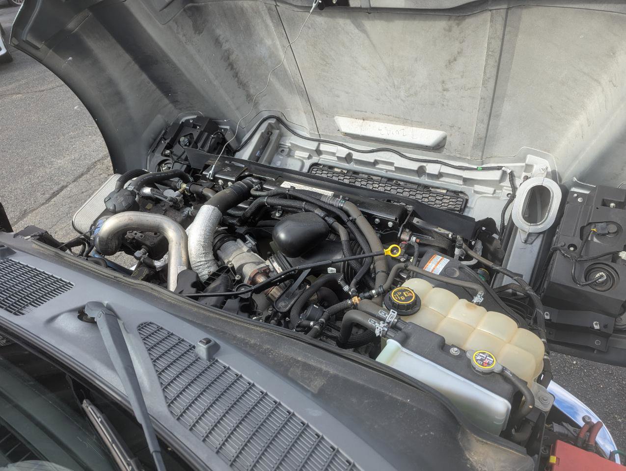 Used 2019 Ford F650 2WD SuperCab Super Duty image 32