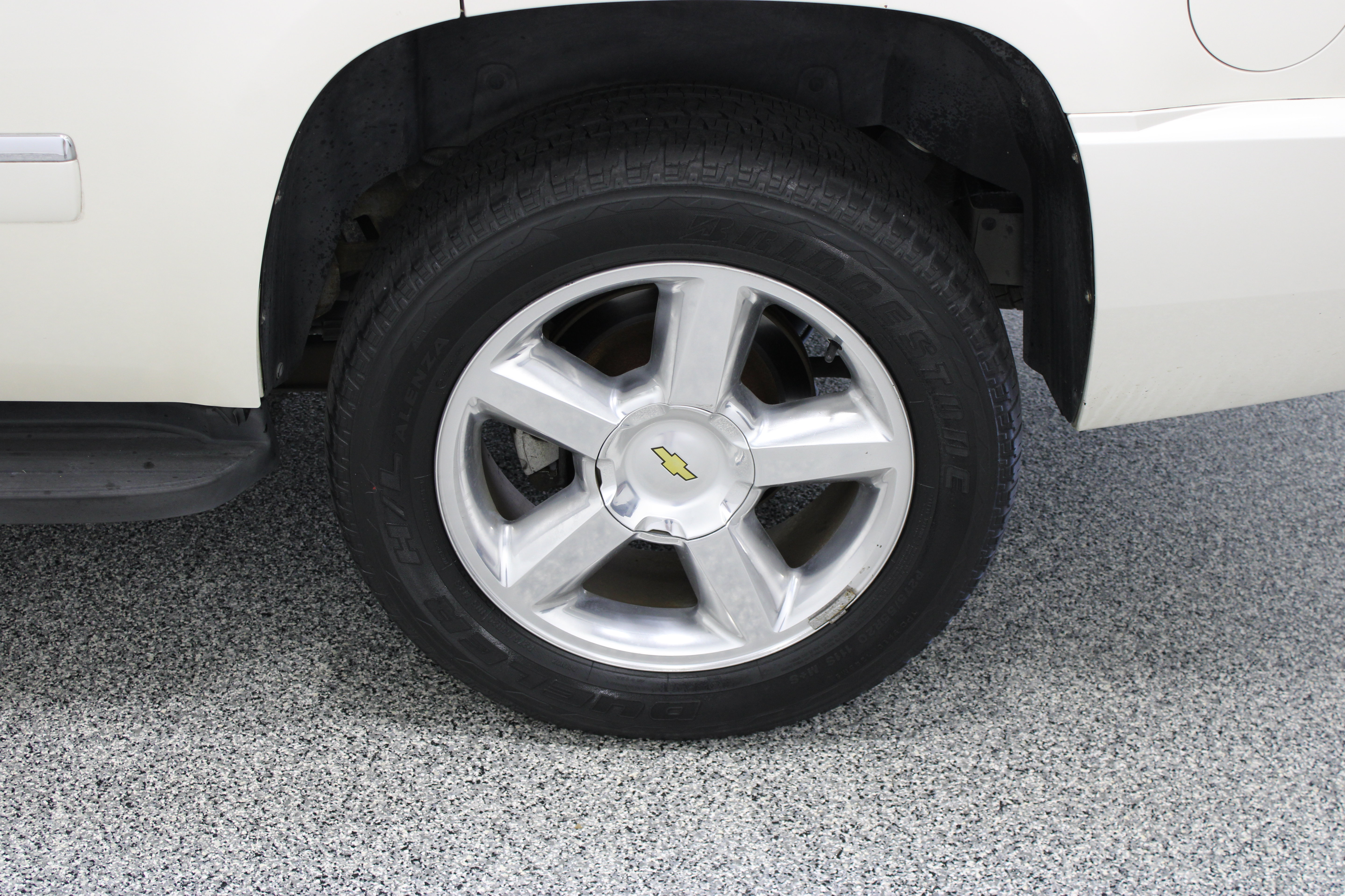 Used 2009 Chevrolet Tahoe LTZ RWD image 10