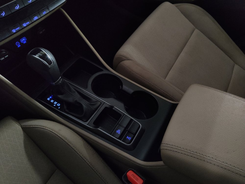 Used 2018 Hyundai Tucson SE w/ Cargo Package image 26