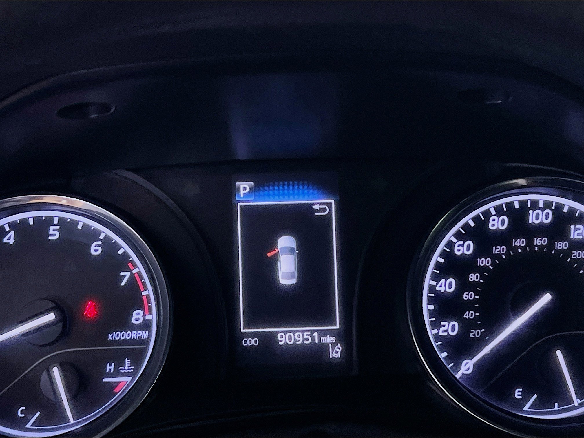 Used 2020 Toyota Camry L image 23