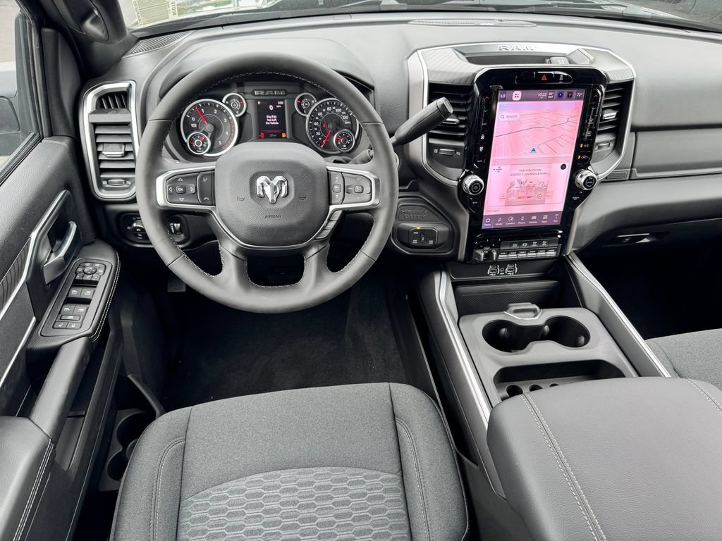 New 2026 RAM 3500 Big Horn AWD/4WD image 17