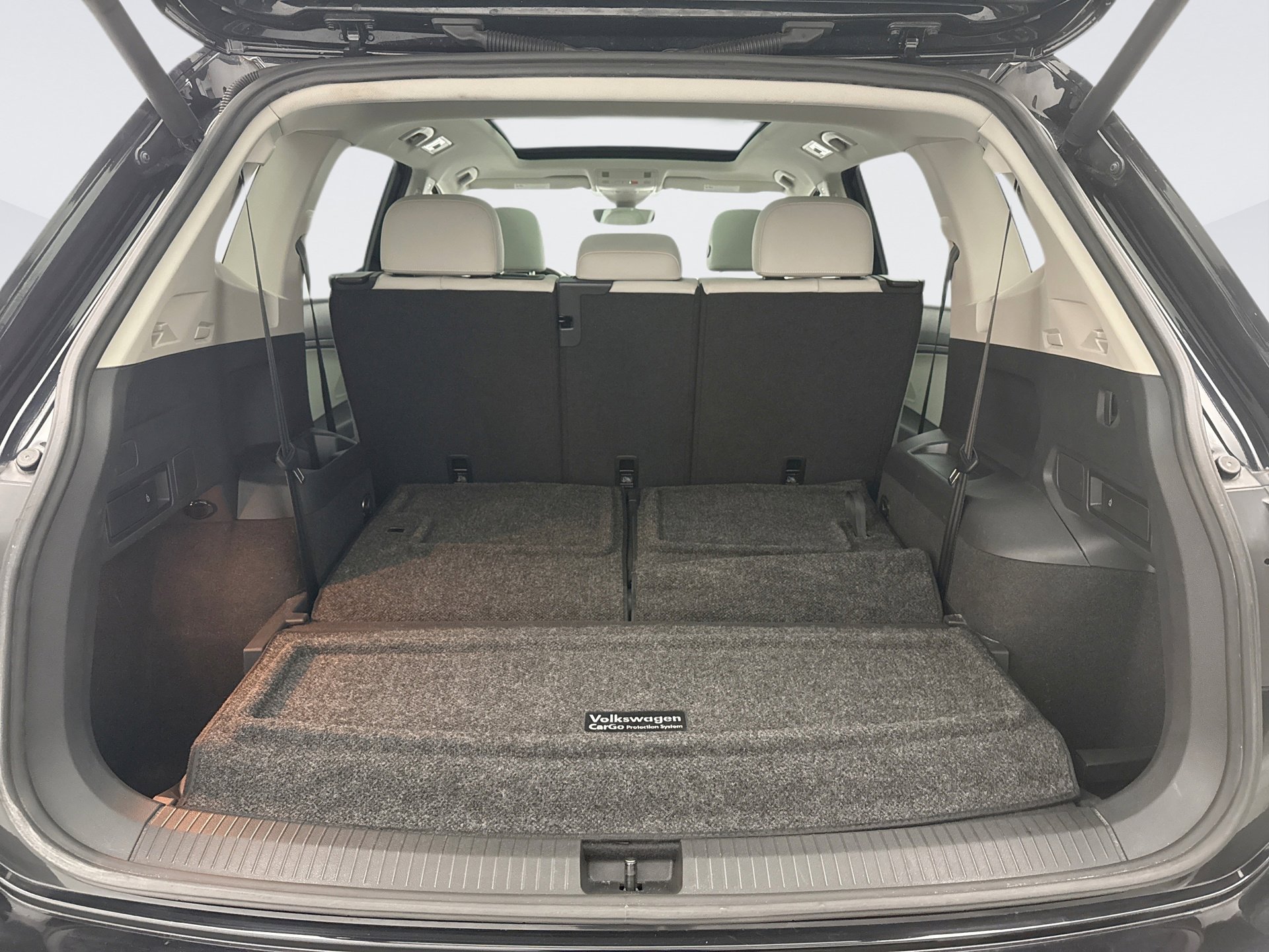 Used 2021 Volkswagen Tiguan SEL image 23