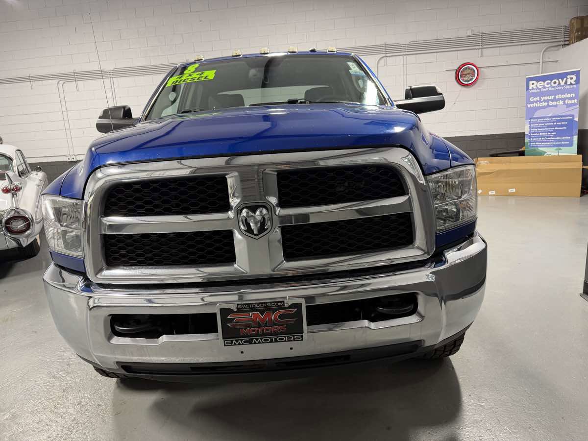 Used 2018 RAM 2500 Tradesman w/ Chrome Appearance Group AWD/4WD image 10
