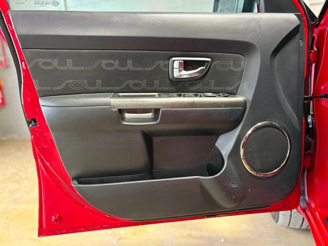 Used 2012 Kia Soul + image 20