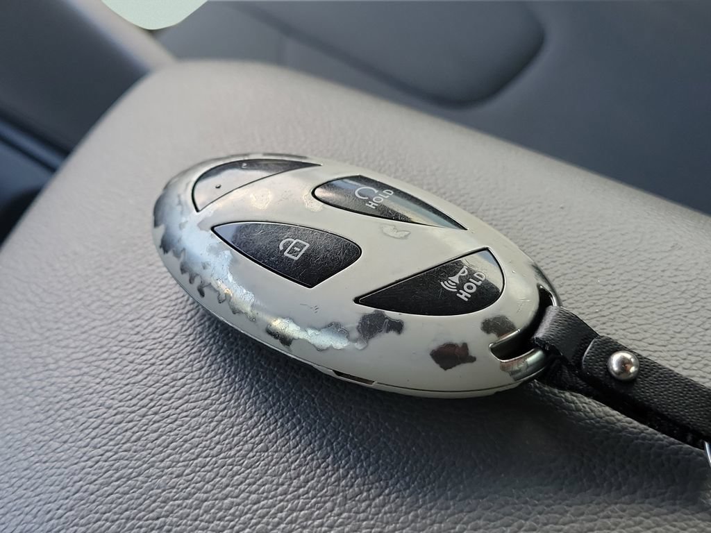 Used 2024 Hyundai Elantra SEL FWD image 33