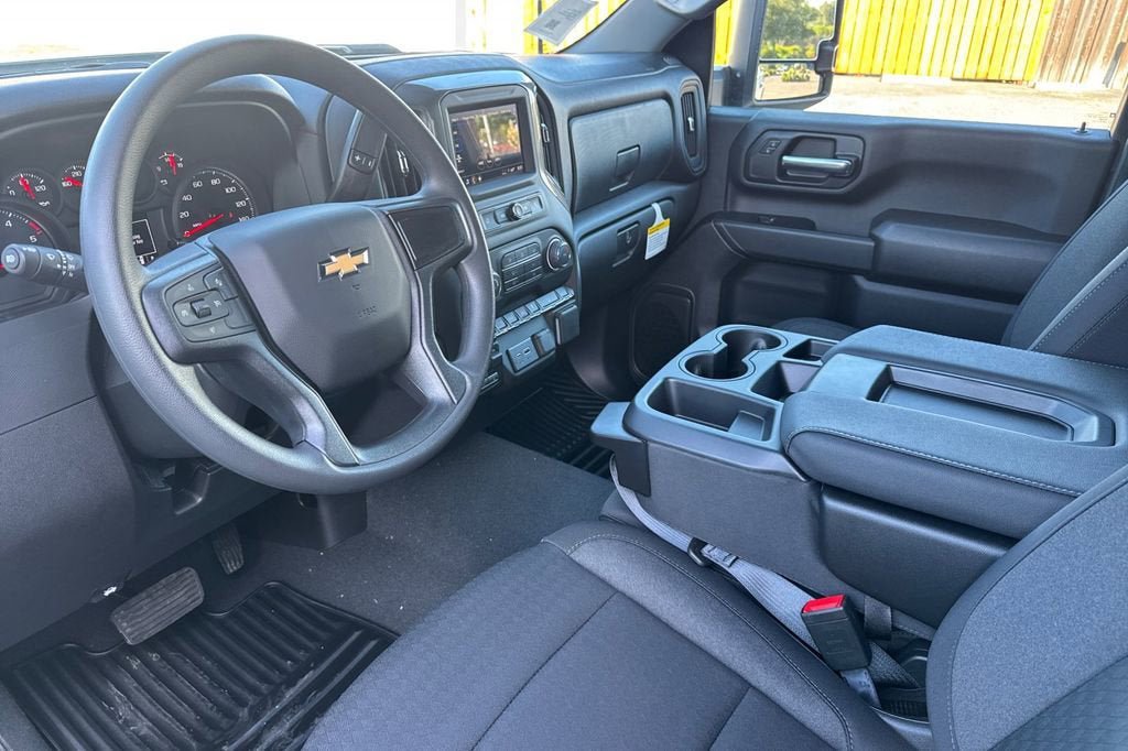 New 2026 Chevrolet Silverado 2500 Custom w/ Custom Value Package AWD/4WD image 10