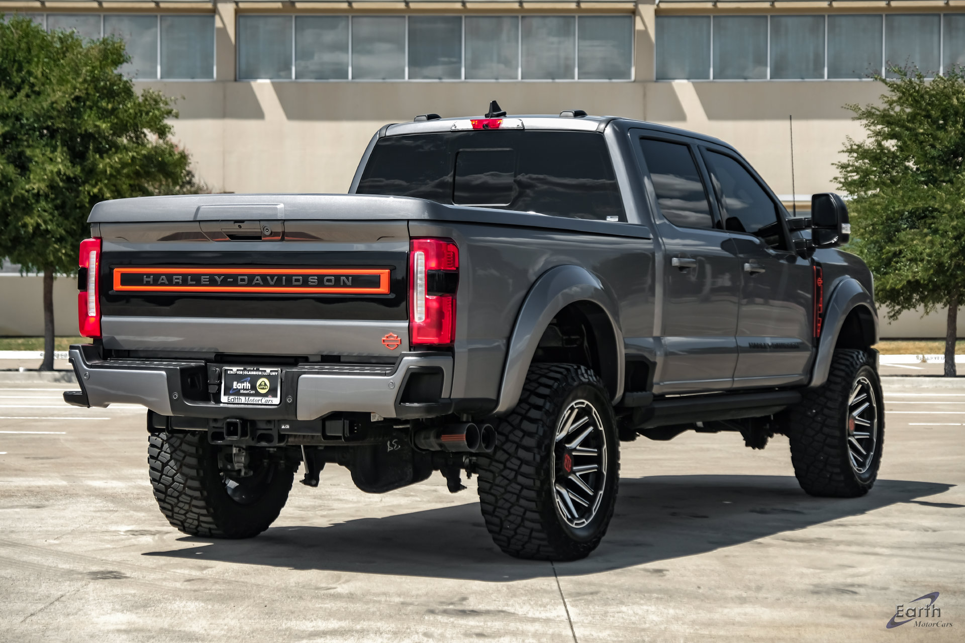 Used 2024 Ford F250 Lariat w/ Lariat Ultimate Package AWD/4WD image 18