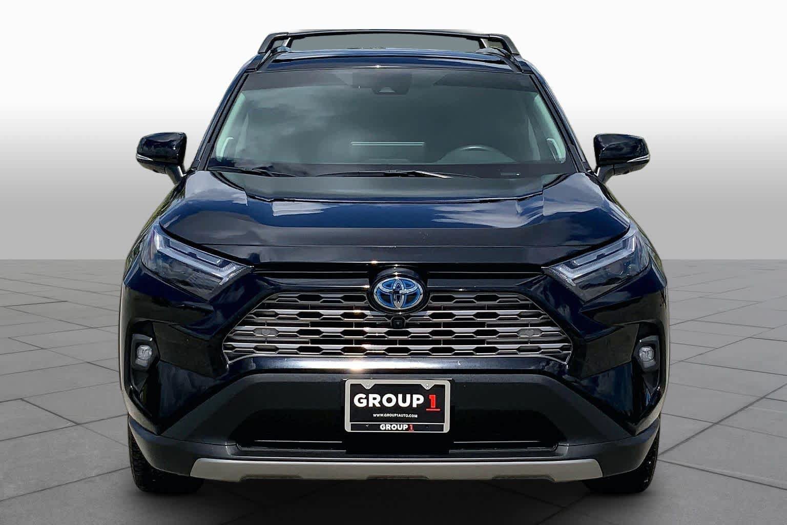 Used 2024 Toyota RAV4 Limited w/ Advanced Technology Package AWD/4WD image 4