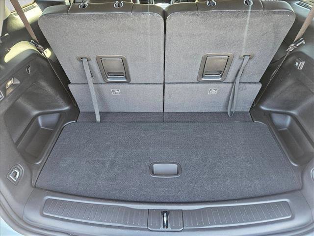 Used 2023 Jeep Grand Cherokee L Limited w/ Luxury Tech Group II AWD/4WD image 7