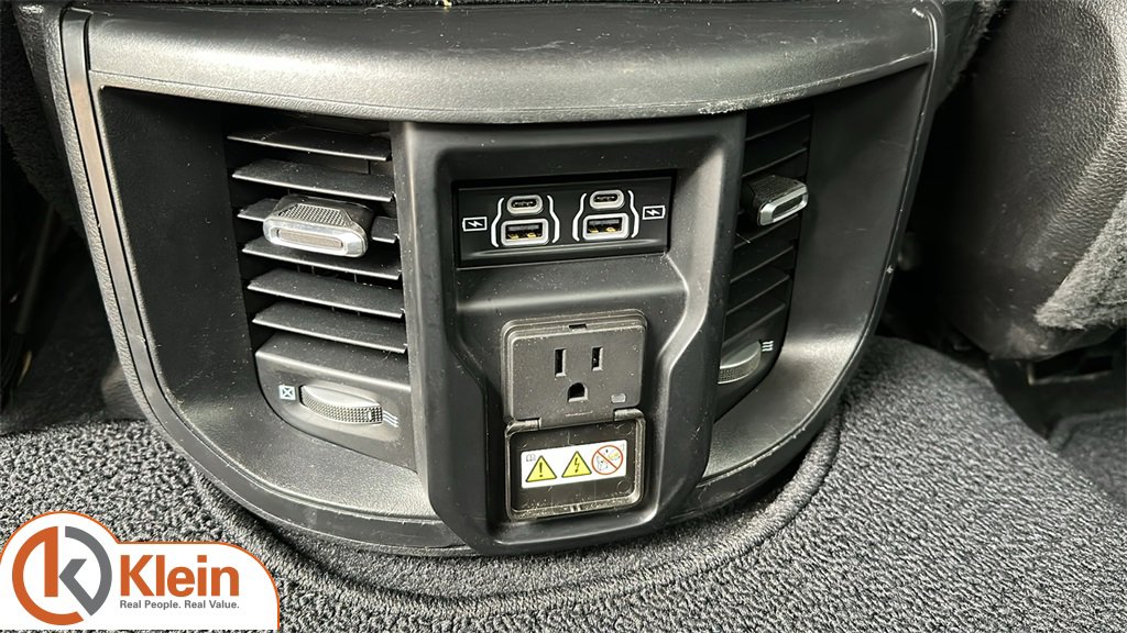 Used 2024 RAM 2500 Laramie image 29