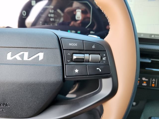 New 2026 Kia EV6 Wind RWD image 32