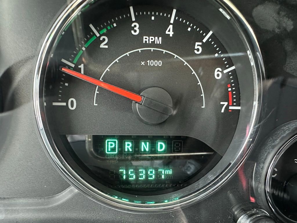 Used 2017 Jeep Wrangler Unlimited Sport w/ Connectivity Group image 4