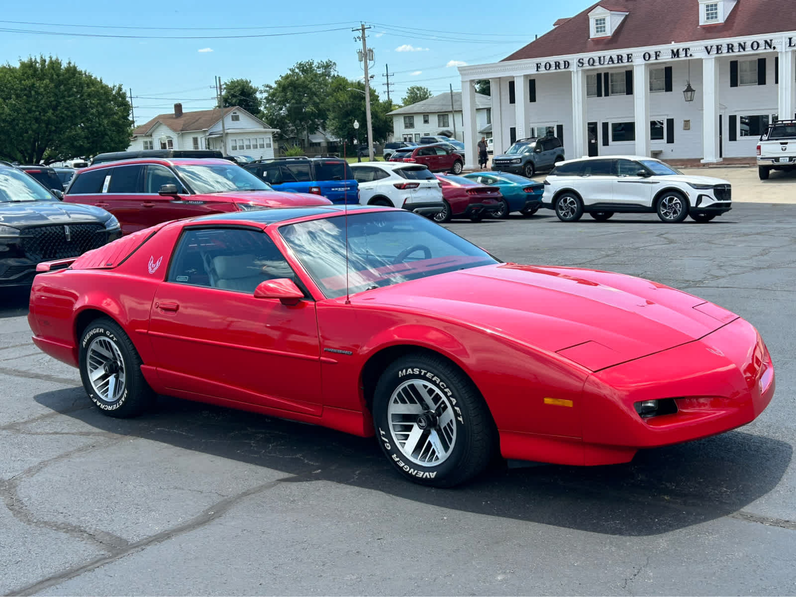 Used 1991 Pontiac Firebird Coupe RWD image 4